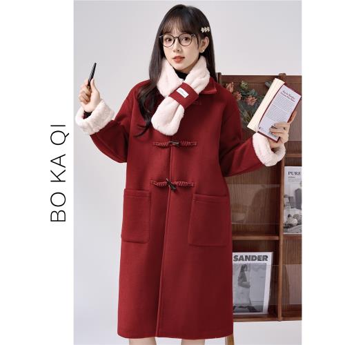 (免運)帛卡琪2025冬季新年穿搭紅色毛呢外套女帶圍脖加厚本命年呢子大衣