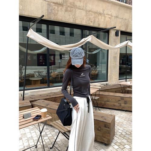 夏詩文 絨感字母刺繡打底衫女秋修身上衣半高領針織T恤ABOUT POEM