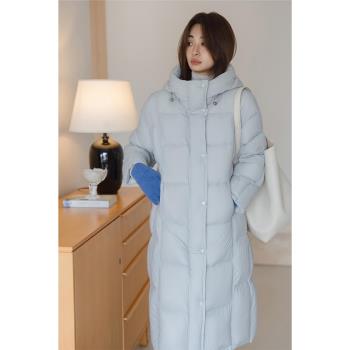 王妃家白鴨絨藍色羽絨服女2024冬季新款寬松保暖輕薄連帽長款外套