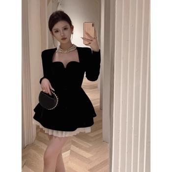 法式復古絲絨長袖連衣裙女秋季赫本風生日宴會禮服萬聖節收腰短裙