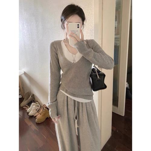 ADAI阿呆【v領套頭假兩件】春夏新款豎紋計感純色顯瘦百搭上衣女