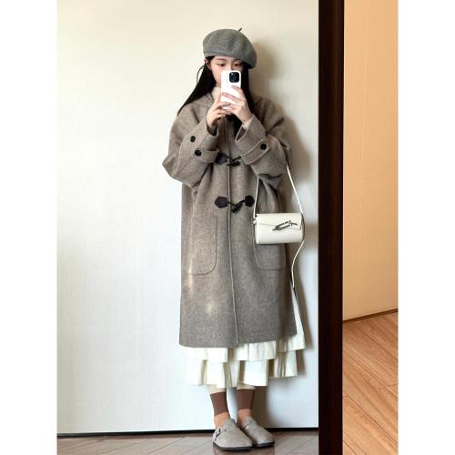 高克重牛角扣連帽呢子大衣女2024年秋冬季新款毛呢外套高級感韓系