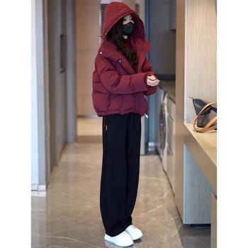 超好看短款連帽酒紅色棉服外套女冬季2024新款設計感保暖小眾棉襖