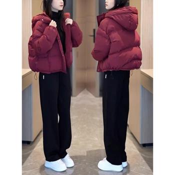 冬季2024年新款小個子連帽酒紅色羽絨棉服短外套女高級感加厚棉衣