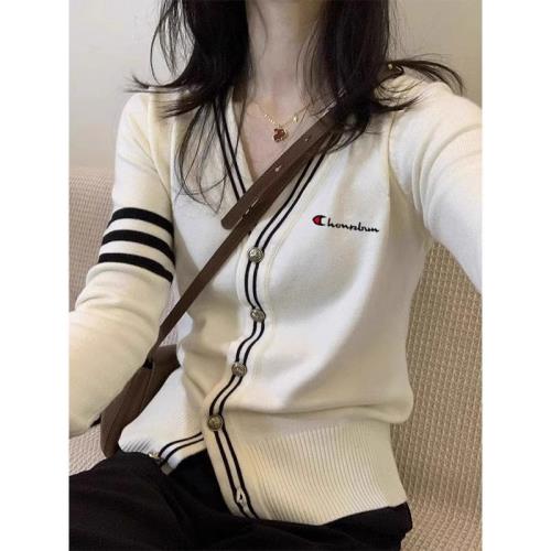 賣萌冠軍白色開衫針織外套女春季毛衣v領小香風修身高級感上衣ins