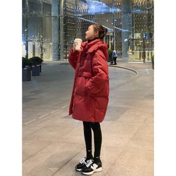 牛角扣紅色白鴨絨羽絨服女2024過年新衣冬季新款中長款時尚厚外套