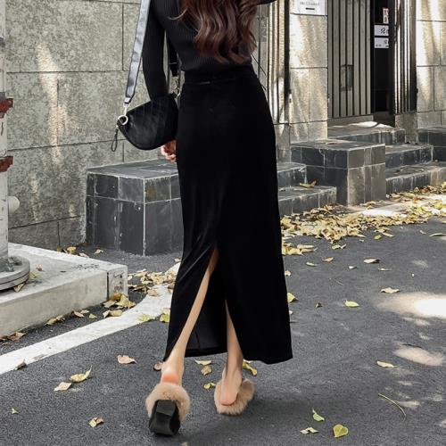 金絲絨半身裙女2026春秋新款大碼高腰加絨黑色長款開叉一步包臀裙