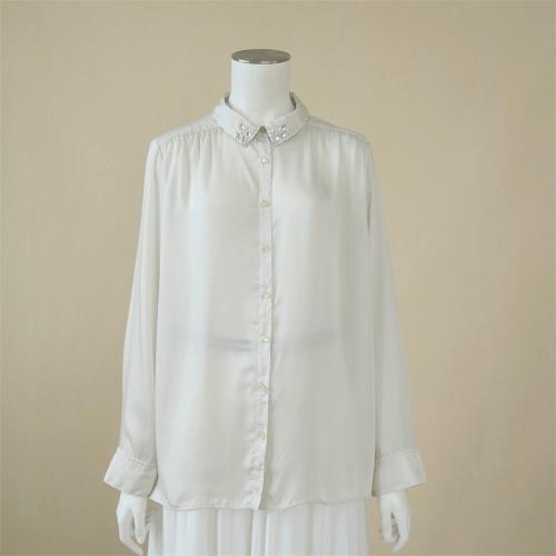 Amoment 日本原單 優雅潮范 精致寶石領仿絲緞料襯衫 2色有大碼