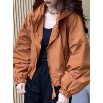 工裝連帽短外套女士裝春秋冬季2025年新款小個子風衣時尚爆款上衣