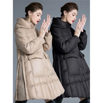 白鴨絨外套羽絨服女2023年新款冬連帽斗篷A字大擺韓版中長款時尚