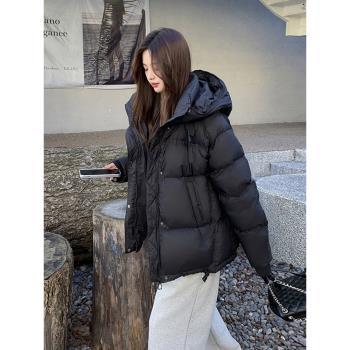 超好看黑色短款鵝絨羽絨服女冬季2025新款今年流行爆款洋氣麵包服