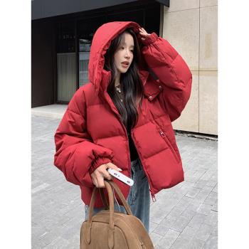 超好看新年紅色短款羽絨服女小個子冬季加厚連帽白鴨絨外套學院風