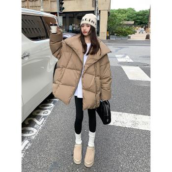 大翻領羽絨服女冬oversize2024今年流行新款寬松90白鴨絨加厚外套