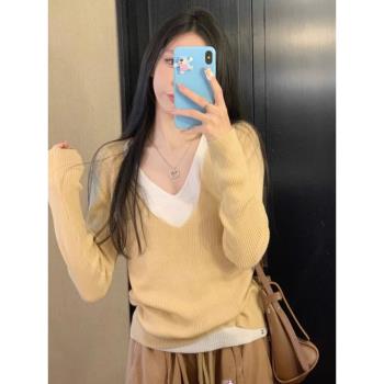 大碼胖mm撞色上衣設計感雙層v領針織衫女春裝新款軟糯毛衣打底衫