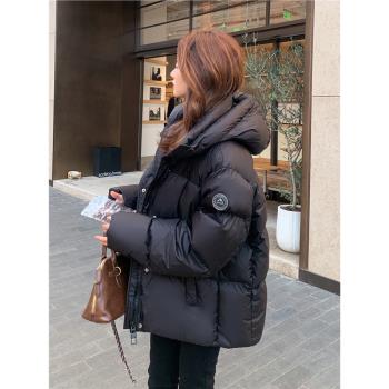 今年流行黑色短款鵝絨羽絨服女2024冬季新款工裝學院風麵包服外套