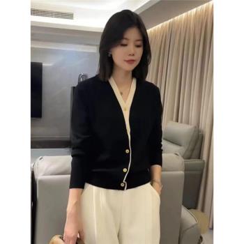 歐洲站秋季新款設計感V領假兩件溫柔羊毛優雅女裝氣質長袖上衣潮
