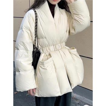 20555高階大氣上檔次！慵懶V領腰帶顯瘦羽絨服無扣白鴨絨外套厚