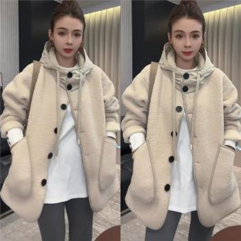 歐洲站連帽羊羔絨外套女秋冬2024年新款慵懶風皮毛一體保暖上衣潮