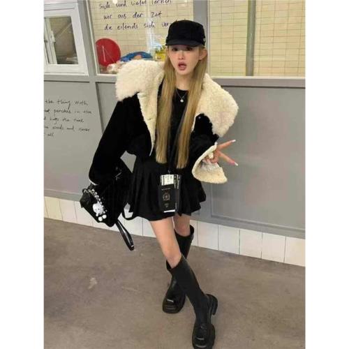 冬季2025新款大翻領羊羔毛短外套女小香風時尚加絨加厚燈芯絨上衣