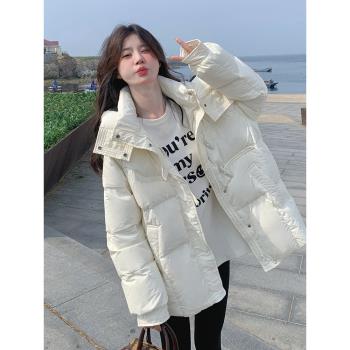 韓版短款連帽米白色羽絨服女2025冬季新款收腰顯瘦保暖白鴨絨外套
