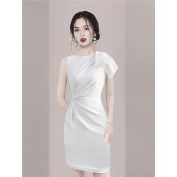 2023年秋季新款女裝白色無袖收腰設計感單肩蝴蝶結連衣裙聚會禮服