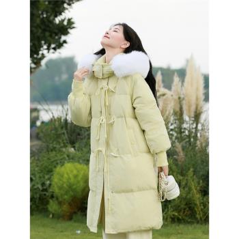 素色左岸冬季加厚牛油果綠連帽毛領長款羽絨服女新款白鴨絨外套