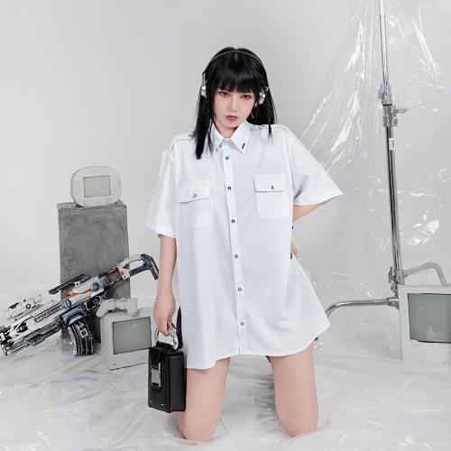 小雨家獨家設計工裝風賽博朋克個性金屬紐扣銘牌黑白軍裝風襯衫