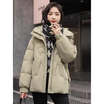 蓓羅拉短款羽絨服女款2024冬季新款小個子輕薄白鴨絨高階連帽外套