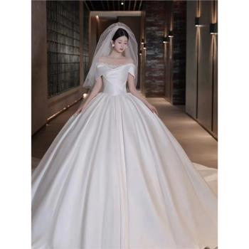 清倉庫存法式一字肩復古緞面輕婚紗2025新款主紗禮服新娘小個子