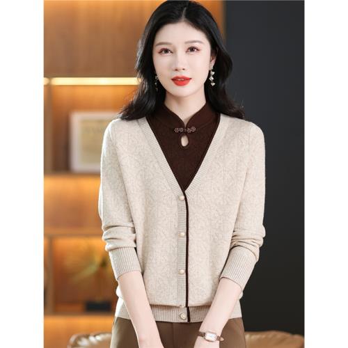 秋冬新款立領假兩件毛衣女國風盤扣寬松洋氣媽媽裝針織打底羊毛衫