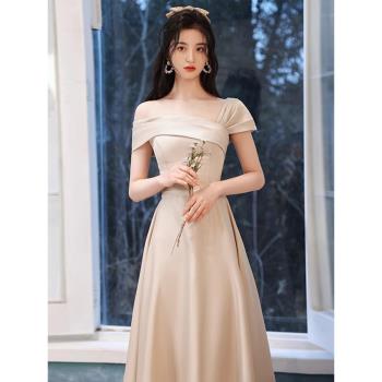 香檳色伴娘服2025新款高階感新娘結婚姐妹團宴會晚禮服簡單大方女