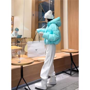 2024年韓版寬松短款連帽羽絨服女冬季新款休閑麵包服時尚百搭外套