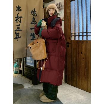 高階感炸街酒紅色羽絨服女中長款2024年冬季新款加厚白鴨絨麵包服