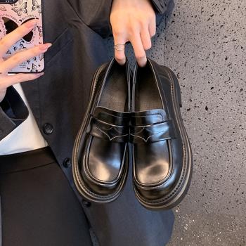 真皮黑色樂福鞋女英倫風厚底粗跟職業工作通勤上班秋冬簡約小皮鞋