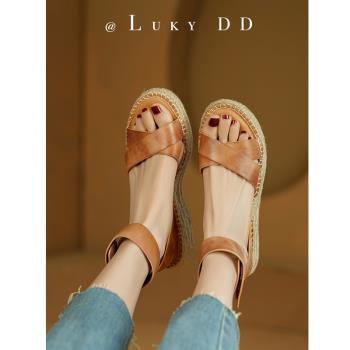 LukyDD波西米亞～復古厚底涼鞋女2023年新款夏季坡跟鬆糕真皮羅馬