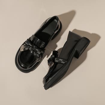 黑色小皮鞋女英倫風2024年新款圓頭軟底漆皮樂福鞋一腳蹬平底單鞋