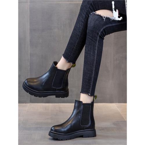 英倫風切爾西短靴女加絨真皮平底大碼靴子冬款黑色懶人馬丁靴矮筒