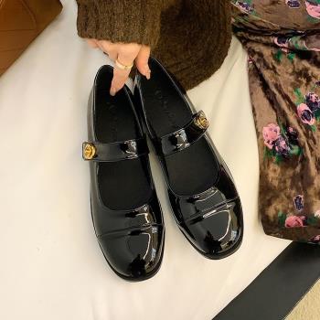 小香風瑪麗珍鞋女法式一字扣漆皮平底軟皮單鞋淺口小皮鞋樂福鞋女