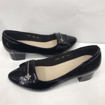 富洋魚方跟時尚牛皮軟底女士單鞋