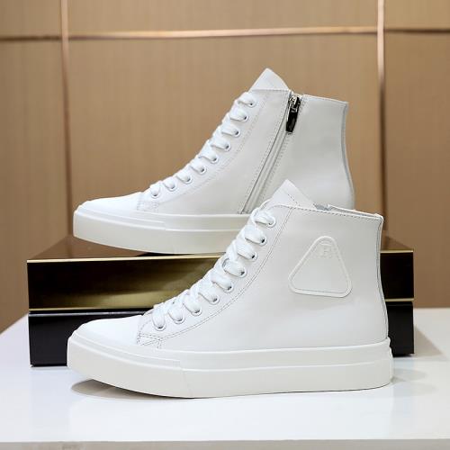 高幫板鞋2025年春秋新款白色系帶百搭韓版圓頭牛皮潮流平底休閑鞋