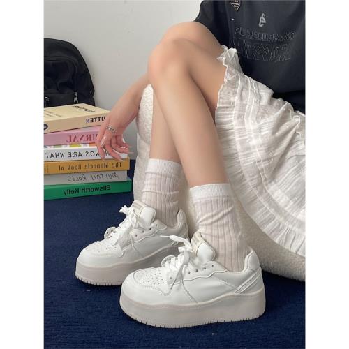 貍可友原創超火小白鞋女2025春季新款爆款百搭圓頭厚底增高休閑鞋