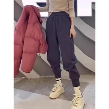 加絨加厚保暖蘿卜褲衛褲女2025春秋設計感寬松顯瘦遮肉束腳哈倫褲