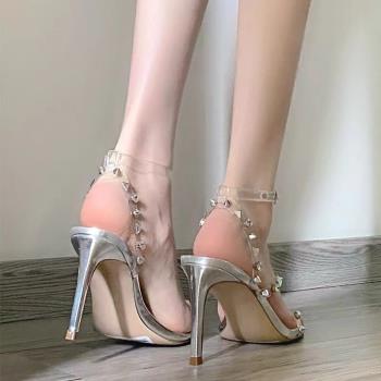 OMG巨美透明鉚釘氣質名媛涼鞋