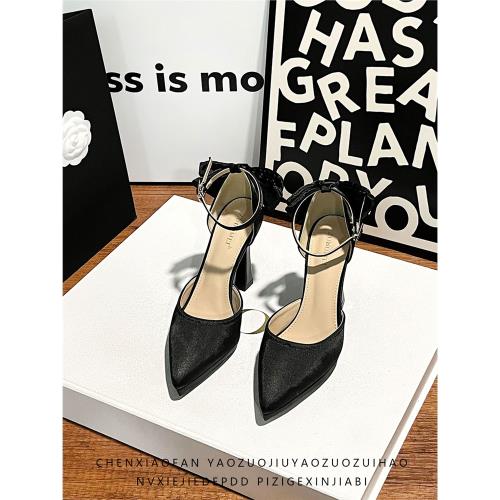 一字帶防水臺高跟鞋女2025年新款法式黑色綢緞后空蝴蝶結包頭涼鞋