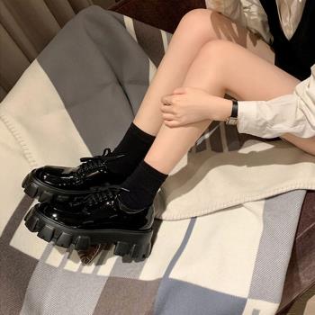 2024春季劉雯同款真皮漆皮英倫小皮鞋P家厚底樂福鞋女松糕鞋系帶