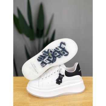 麥昆牛皮鬆糕底高級感運動小白鞋