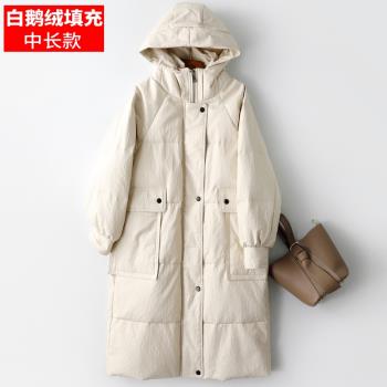 海寧皮衣2024新款冬季真皮羽絨服女中長款連帽綿羊皮保暖鵝絨外套