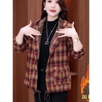 小個子媽媽裝秋冬加絨格子外套中老年女休閑百搭連帽上衣時尚洋氣