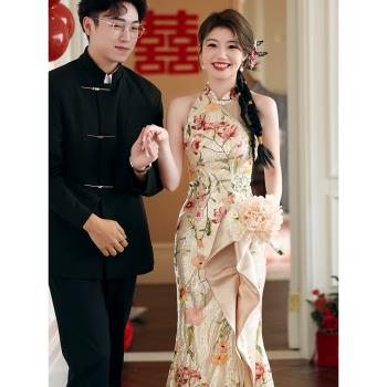 新中式晨袍女新娘結婚旗袍敬酒服高階大氣訂婚晚禮服魚尾復古掛脖