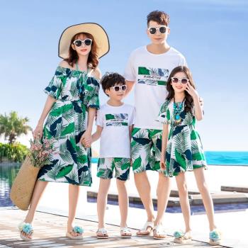 出遊夏季親子裝三亞旅行度假海邊沙灘兒童姐弟母女父子家庭套裝男